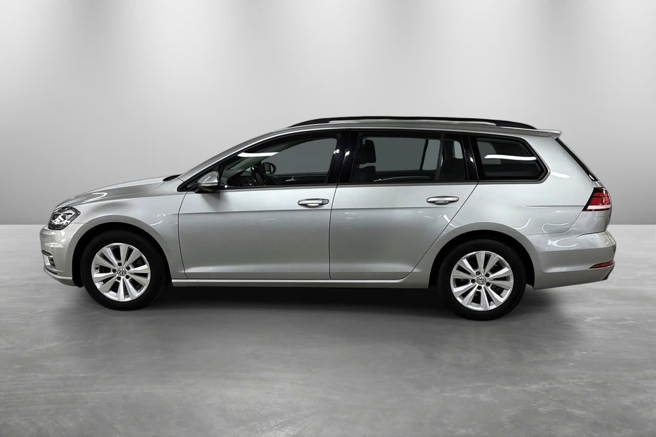 Volkswagen Golf — photo 4