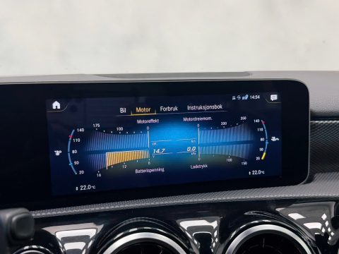 Mercedes-Benz Classe A A 200 AMG Line — photo 15