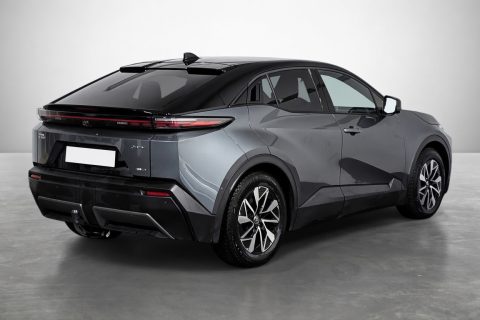 Toyota C-HR AWD-i — photo 4